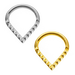 Anello Clicker V Liscio Piramide in Titanio ASTM F136