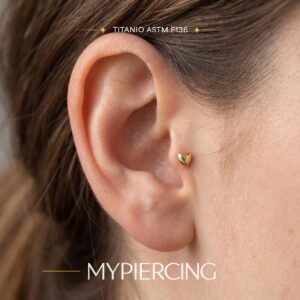 Labret coração em titânio