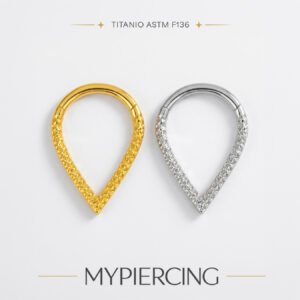 Anello V Martellato di Titanio ASTM F136