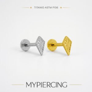 Labret Rombo Piramide Liscio di Titanio ASTM F136