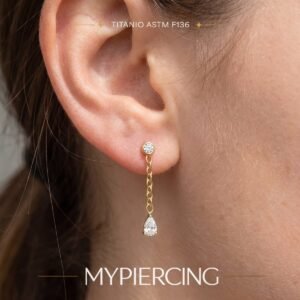 Labret em titânio com corrente e zircónia em gota pendente